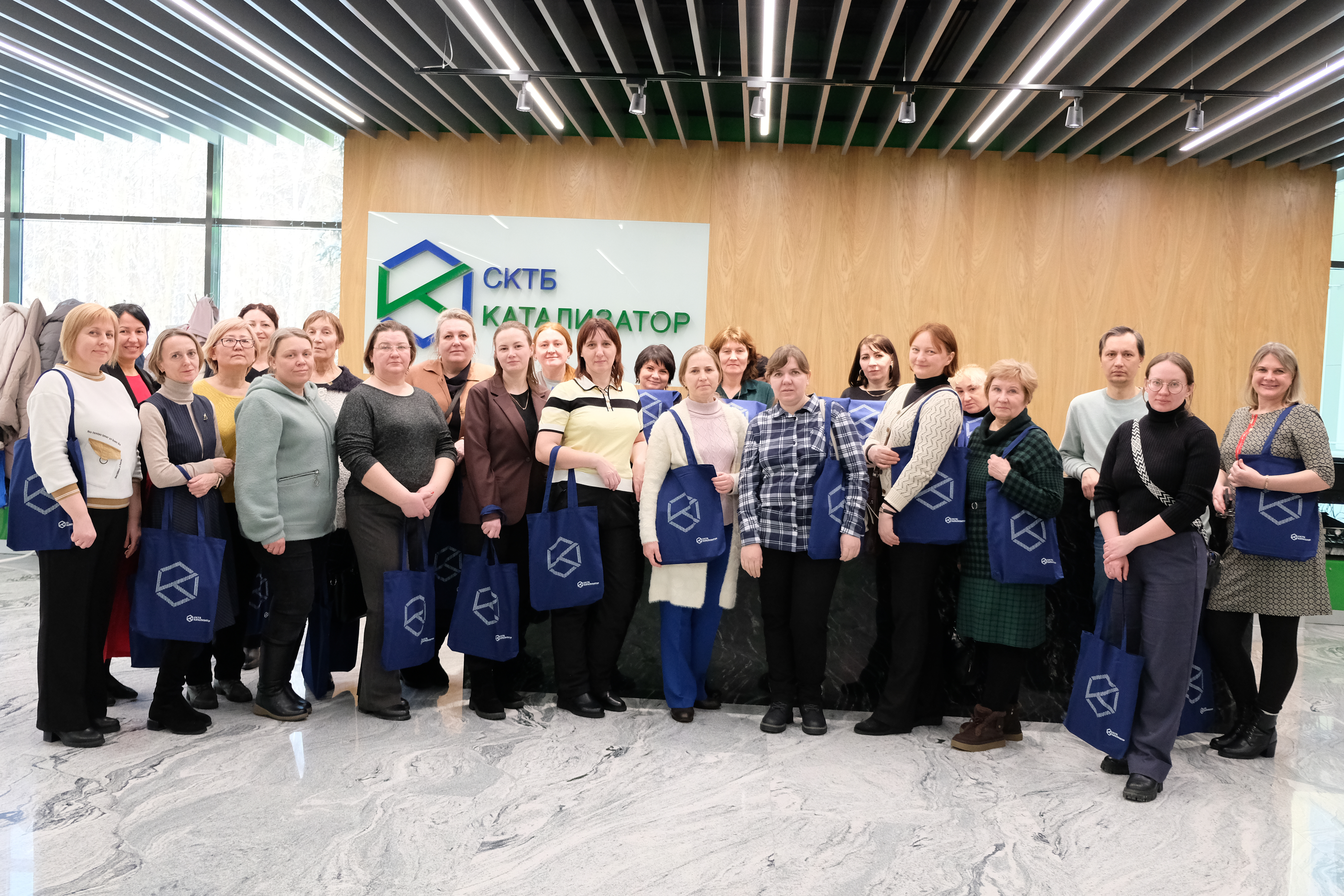 Наставники проекта «ПромТалант» посетили АО «СКТБ «Катализатор»